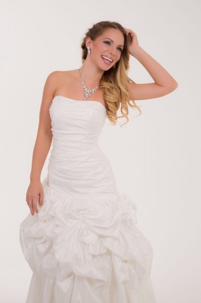 Chelsea_Dawn_catalog_model_5