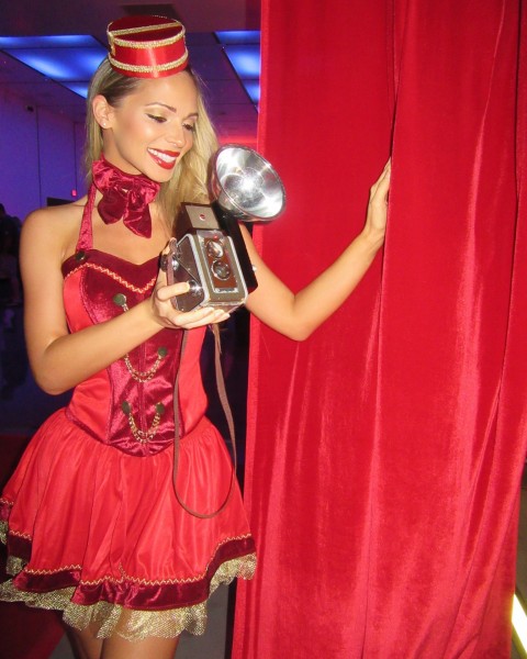 chelsea_dawn_retro_camera