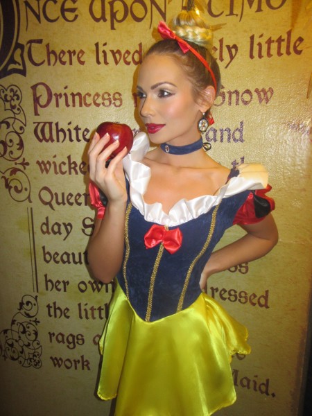 chelsea_dawn_snow_white_princess_cinderella