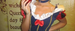 Costume