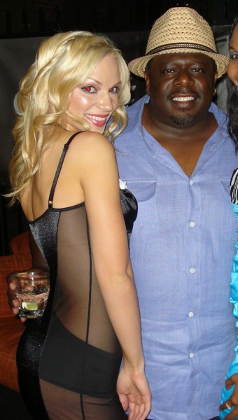 28_Chelsea_Dawn__Cedric_the_Entertainer