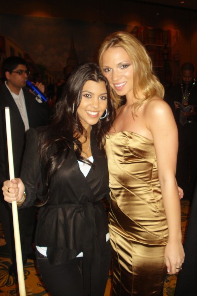 42_Kourtney_Kardashian__Chelsea_Dawn
