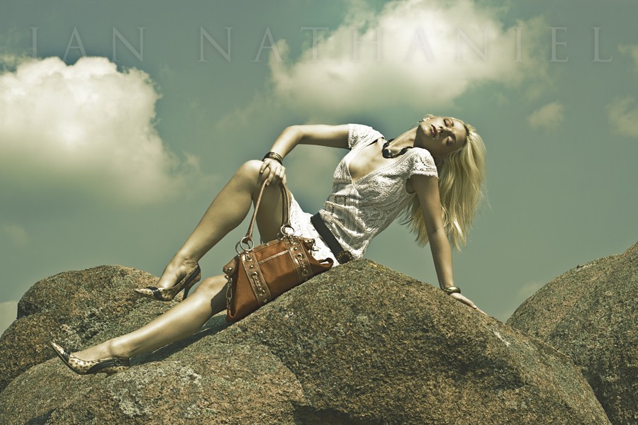 Chelsea_Dawn_fashion_elephant_rock_3